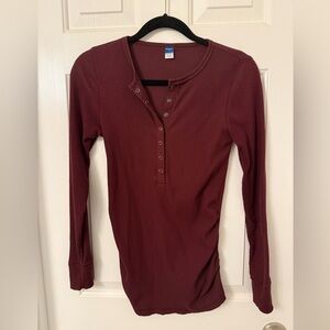 Old Navy Maternity Burgundy Long Sleeve Button Down Shirt